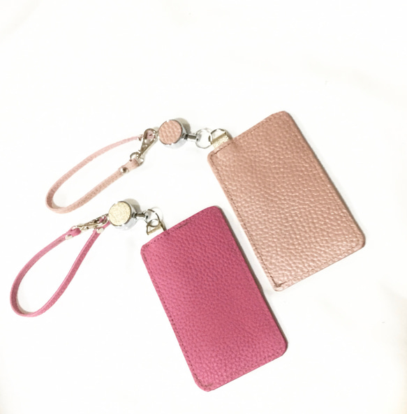 コードリール付きＩＣカードケース 1枚目の画像