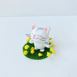 【再販】春を感じて猫さん グレートラ白 受注制作 1枚目の画像