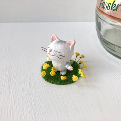 【再販】春を感じて猫さん グレートラ白 受注制作 3枚目の画像