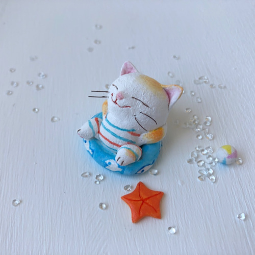浮き輪猫さん 黄トラ白 その他人形 松岡 ぜんぶ 通販 9958569