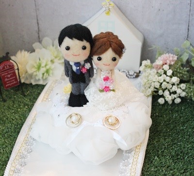 受注製作☆ウェディングドールが乗ったリングピロー