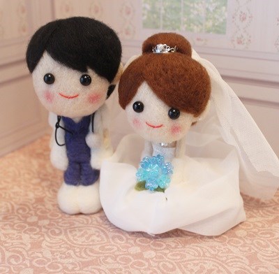 受注製作☆救急車のウェディングドール