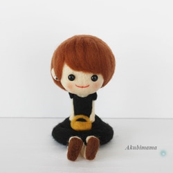 オーダー製作】SNSにもおすすめ☆手のひらサイズの女の子人形 羊毛