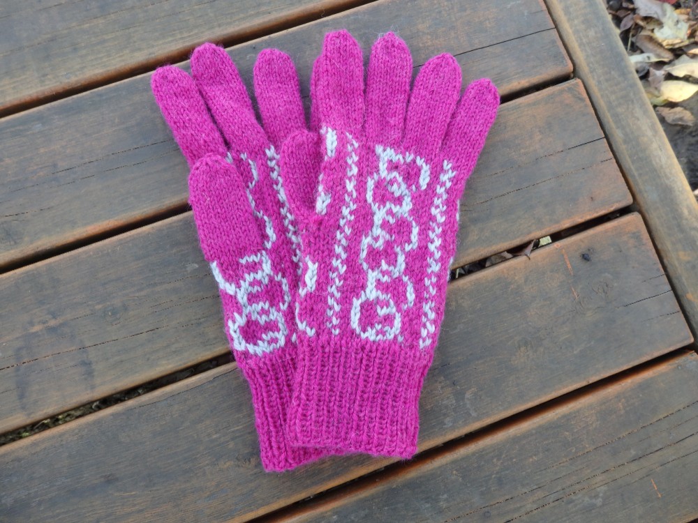 和柄手袋【こまつなぎ】牡丹色×白鼠色