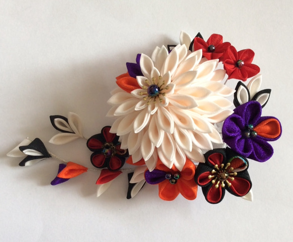 受注製作 》成人式 つまみ細工の髪飾り かんざし 百福堂