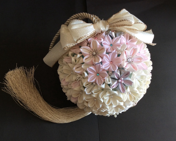 お値下げしました＊つまみ細工＊ ボールブーケ 桜 つまみ細工ボールブーケ ブーケ 百福堂momofukudou 通販 8552319