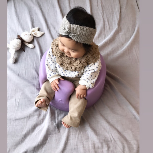 出産祝いやお出かけ用に❁︎つけるだけでおしゃれな手編みの襟