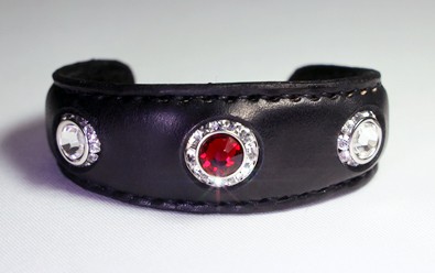 バングル(レディス・黒)