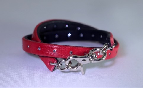 レディス二重バングル(赤・黒) 9,768円