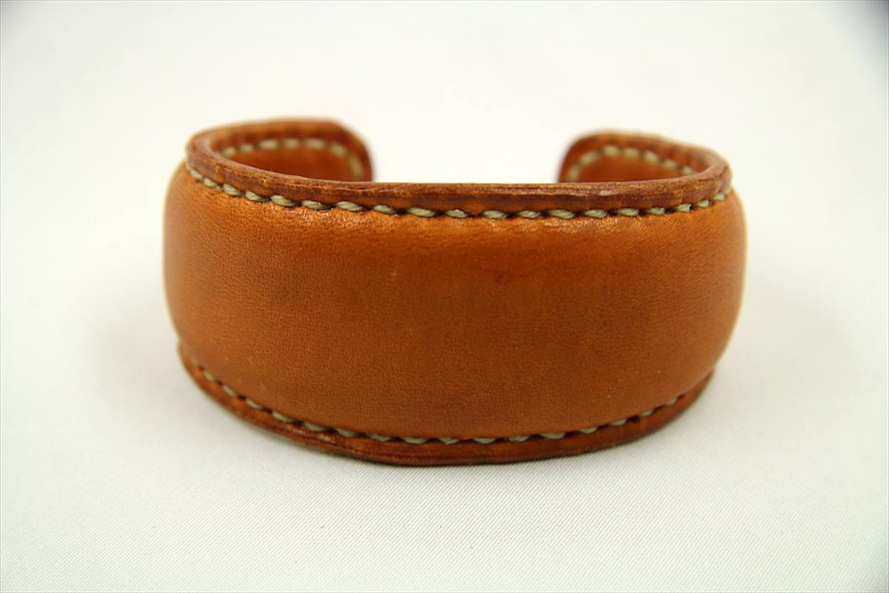 バングル(メンズ・タン) 6,952円