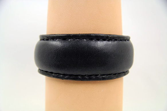 バングル(レディス・黒) 3枚目の画像