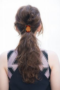 ヘアーカフス(バラ・赤ベース)