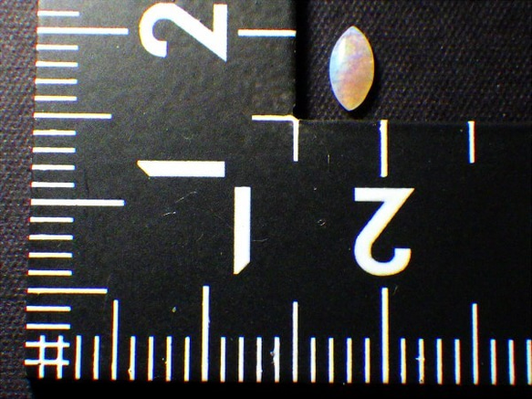 オパール（約2×5mm・5個セット）ランダム発送 4枚目の画像