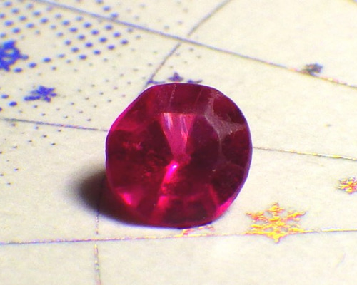 合成ルビー（4mm） 天然石 CrazyStone 通販 5370696