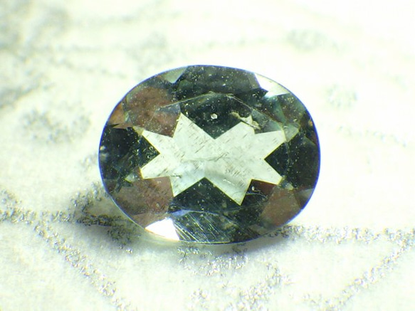 アクアマリン（5×4mm・計0.27ct） 1枚目の画像