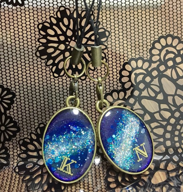 しーちゃん　宇宙　オーダー　ハンドメイド 宇宙塗り♡レジン♡ストラップ♡イニシャル♡オーダーメイド