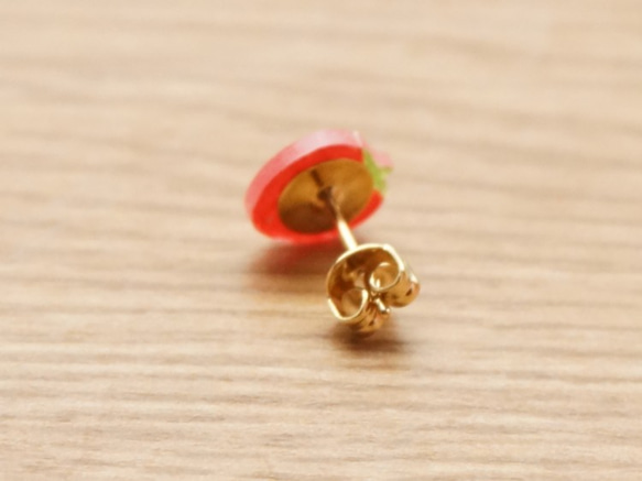 由瑯勃拉邦的草莓耳環（也創造耳環） 第2張的照片