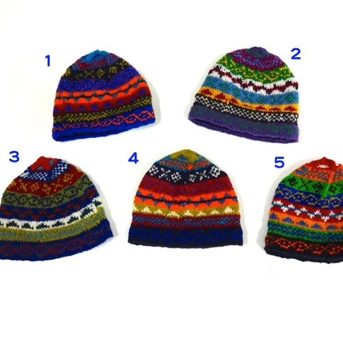 子ども用 ネパール製 手編みニット帽 サイズ約40センチ（周囲