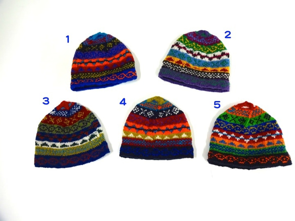 子ども用 ネパール製 手編みニット帽 サイズ約40センチ（周囲