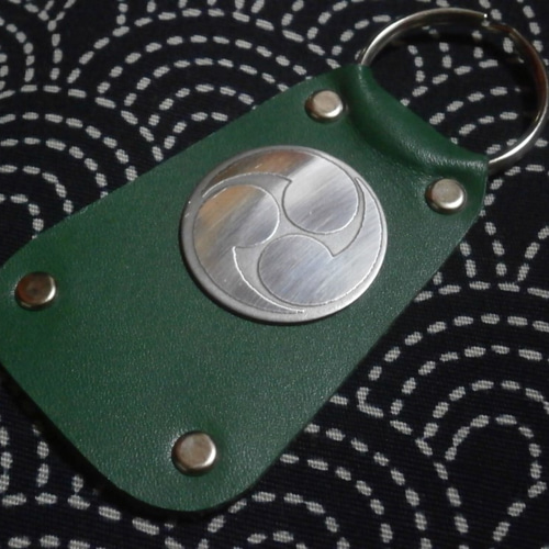 オーダーメイド 家紋 本牛革 彫金 キーホルダー フォーマル 伝統