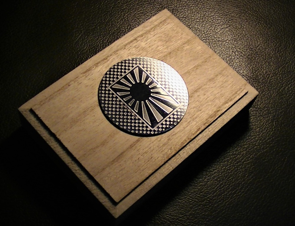 旭日章　置物 旭日章 置物 旭日章置物