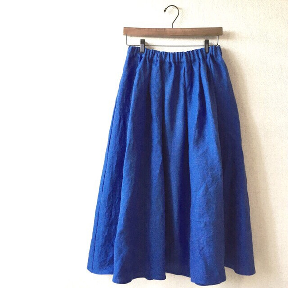ブルー／カラーリネンのタックギャザースカート 2枚目の画像