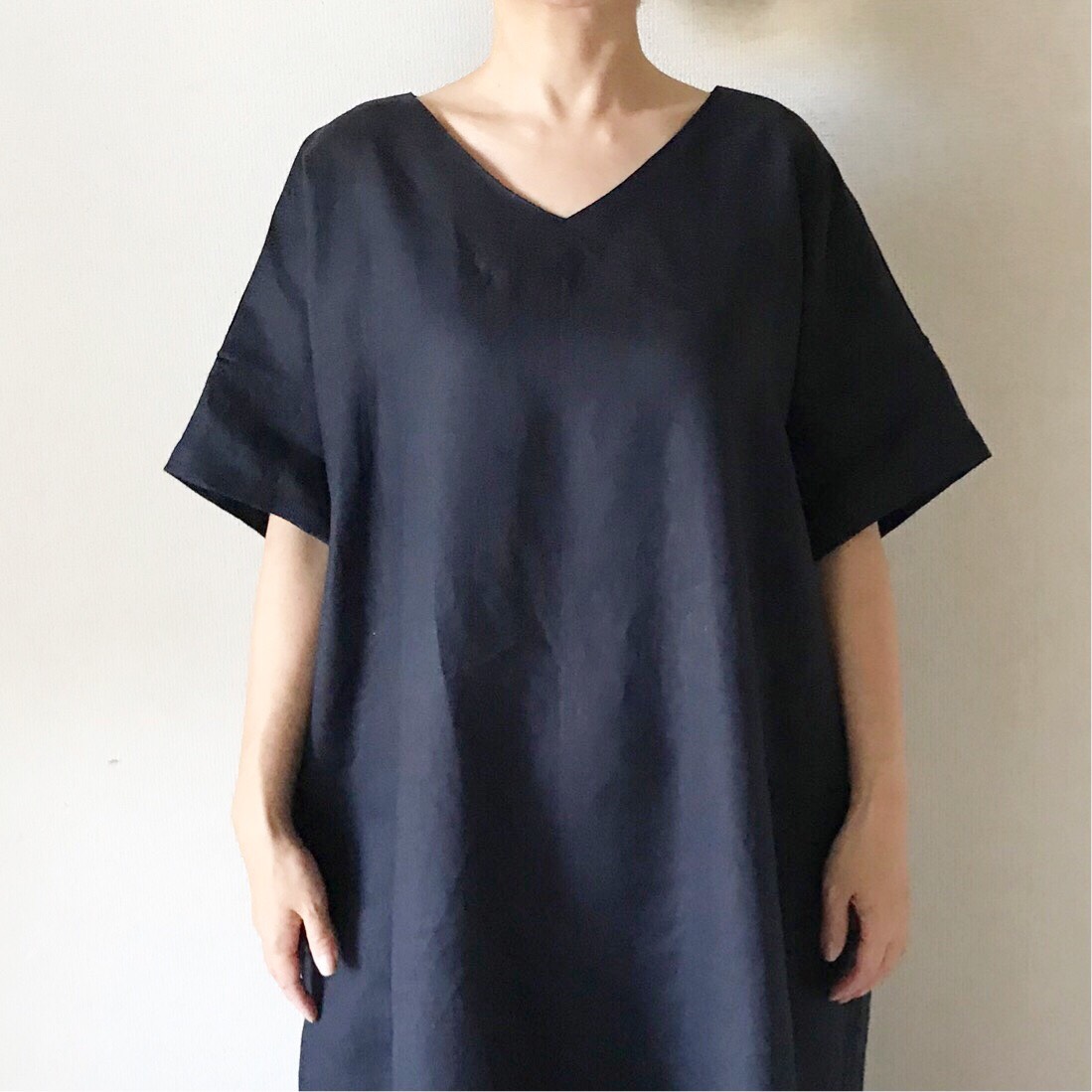 〈特集掲載〉リネンのシンプルワンピース／各色