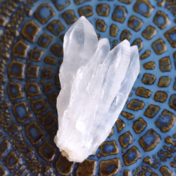 水晶クラスター　クリスタル・クォーツ　fleur-de-lis　群馬県産　15.7g/ 鉱物・結晶原石 9枚目の画像