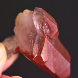 レッドヘマタイト・クォーツ　赤水晶　レコードキーパー　モロッコ産　18.4ｇ/ 鉱物・ポイント水晶 8枚目の画像