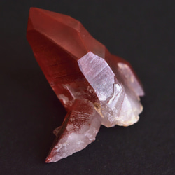 レッドヘマタイト・クォーツ　赤水晶　レコードキーパー　モロッコ産　18.4ｇ/ 鉱物・ポイント水晶 9枚目の画像