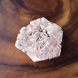 ドロマイト仮晶　ヘキサゴン　アメリカ産　41ｇ/鉱物・結晶原石 2枚目の画像