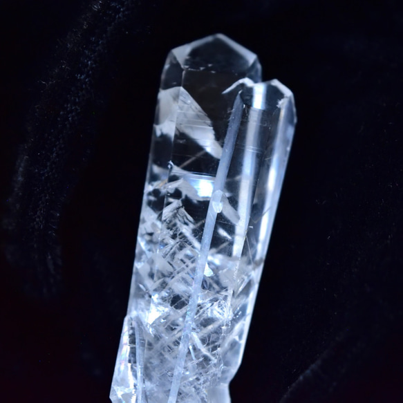 セレナイト結晶　ツイン　ブラジル・ミナスジェライス州産　10.2g/ 鉱物・結晶原石 7枚目の画像