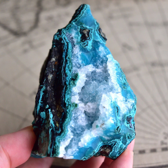 ジェムシリカ　ドゥルージー　ビッグ・ラフ　ペルー産　355ｇ/鉱物・結晶原石 4枚目の画像