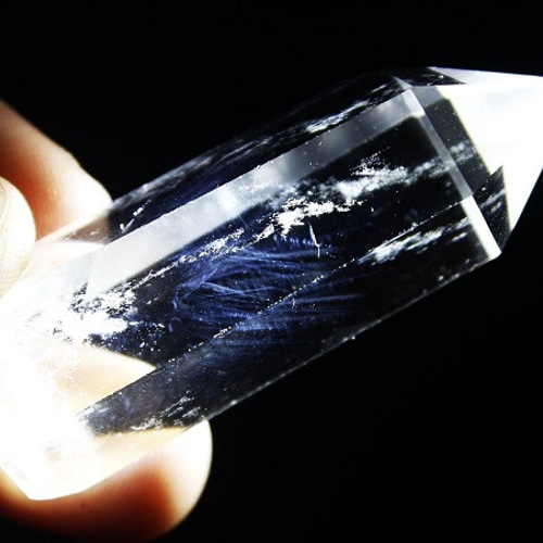 エンジェルフェザー・クリスタル（ポイント水晶、クリア・クォーツ