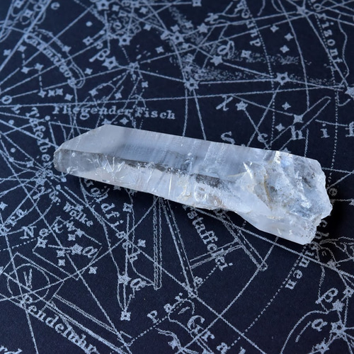 水晶石英晶體日本宮崎縣11.8克/礦物和寶石天然石Stone marble 的作品