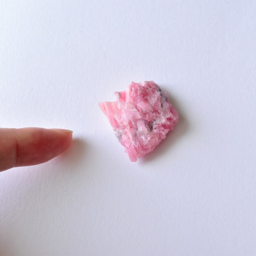 d*n様 北海道 幻 ロードクロサイト積丹半島 1257g d*n様 北海道 幻