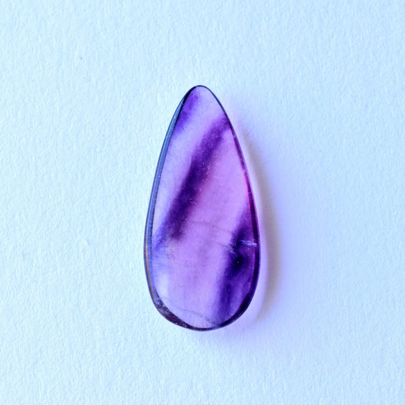 フローライト　紫の雫　14.8cts./ ルース・カボション 5枚目の画像