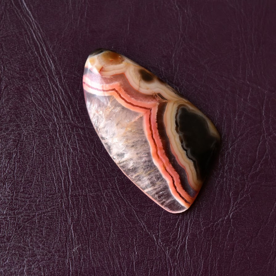 仮晶アゲート　トルコの花　トルコ・アンカラ産　22cts./ ルース・カボション