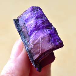 Sugilite（Sugiite）Chatoyancy 21.8克來自南非/礦石/礦物 第5張的照片