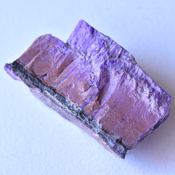 スギライト（杉石）　シャトヤンシー　南アフリカ産　21.8g/原石・鉱物 8枚目の画像
