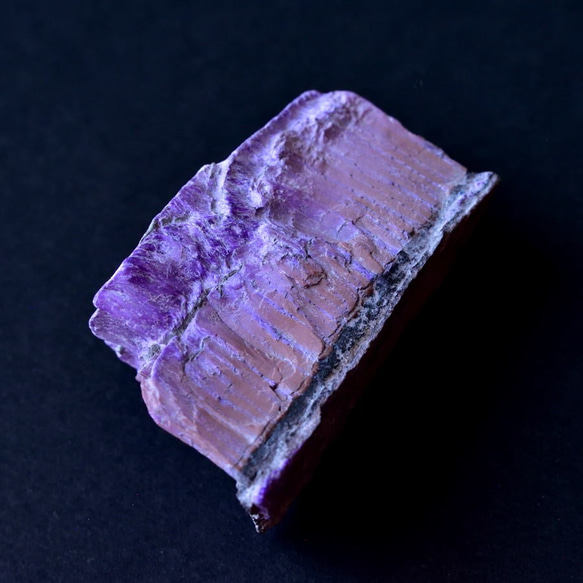 Sugilite（Sugiite）Chatoyancy 21.8克來自南非/礦石/礦物 第10張的照片