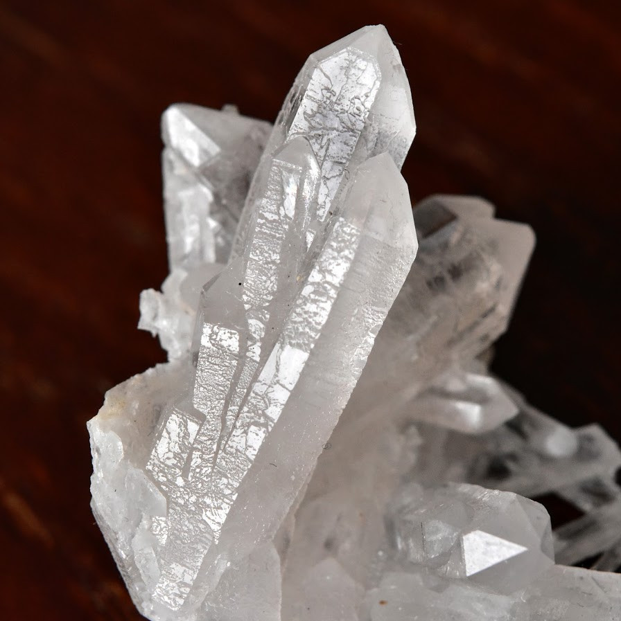 【期間限定値下げ】ダルネゴルスク 産 ヘマタイト イン クォーツ 水晶 鉱物 ポイント水晶クラスター インターフェレンスクォーツ（成長干渉