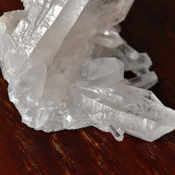 ポイント水晶クラスター　インターフェレンスクォーツ（成長干渉水晶）　ロシア・ダルネゴルスク産　 23g/ 鉱物・レアコレ 5枚目の画像