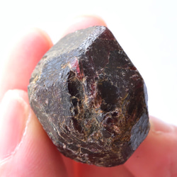 レッドガーネット　マダガスカル産　20.3g/鉱物・結晶原石 6枚目の画像
