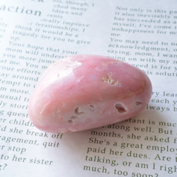 ピンクオパール　パリゴルスカイト　ビッグタンブル　愛の石　ペルー産　120g/ ポリッシュ・ヒーリング 2枚目の画像