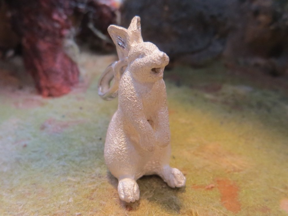 うさぎ　（ペンダントトップ）