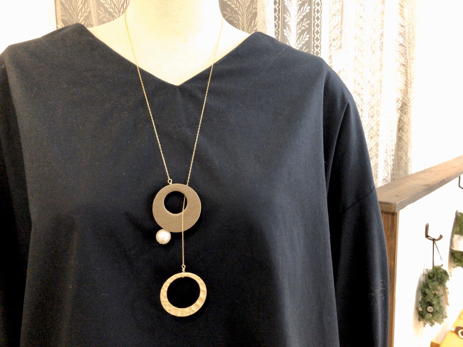 ネックレス　サークル　ブラウン