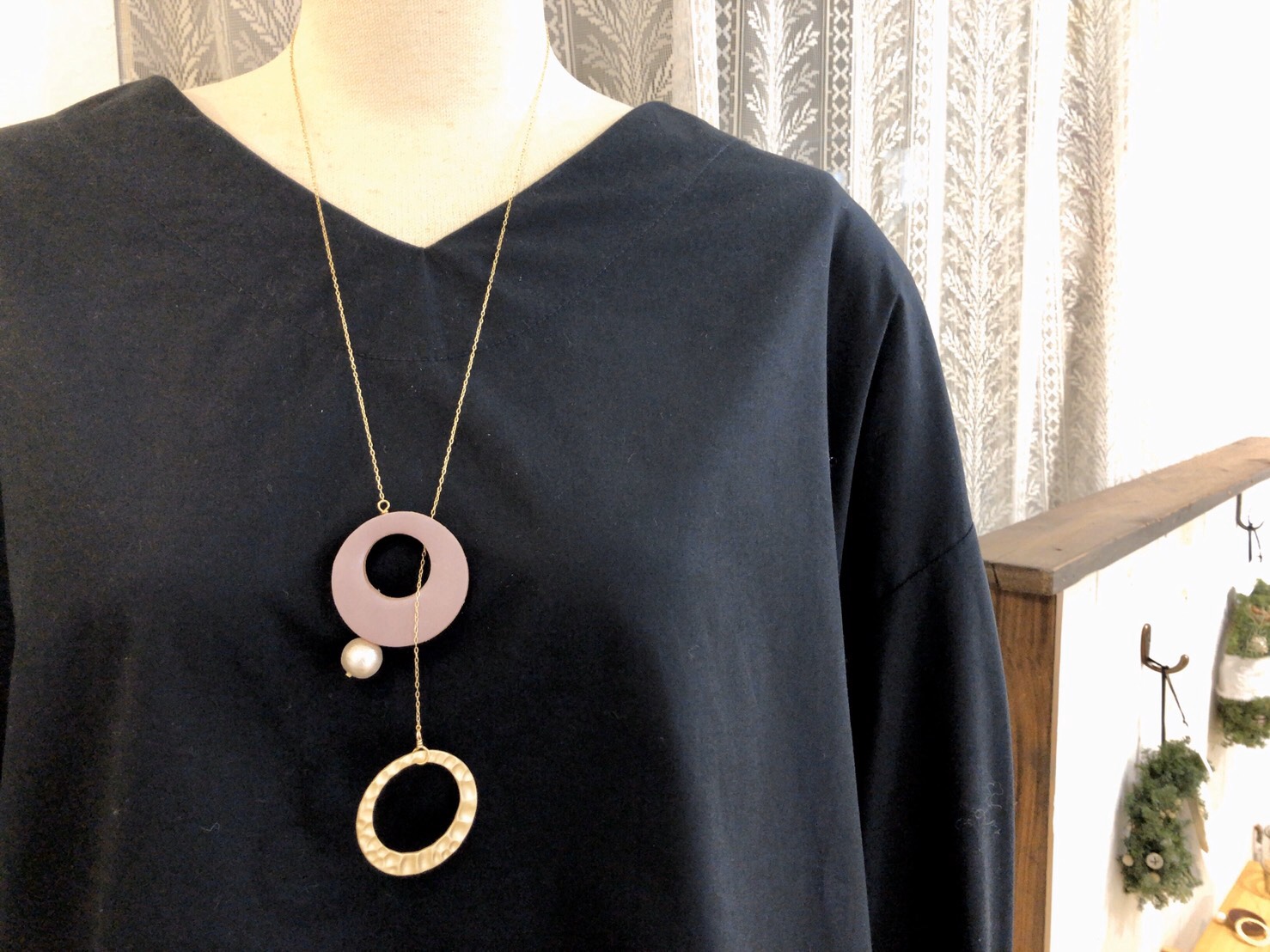 ネックレス　サークル　ピンクパープル