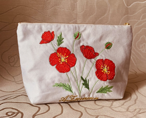 再販赤いポピーの花刺繍のポーチ 2枚目の画像