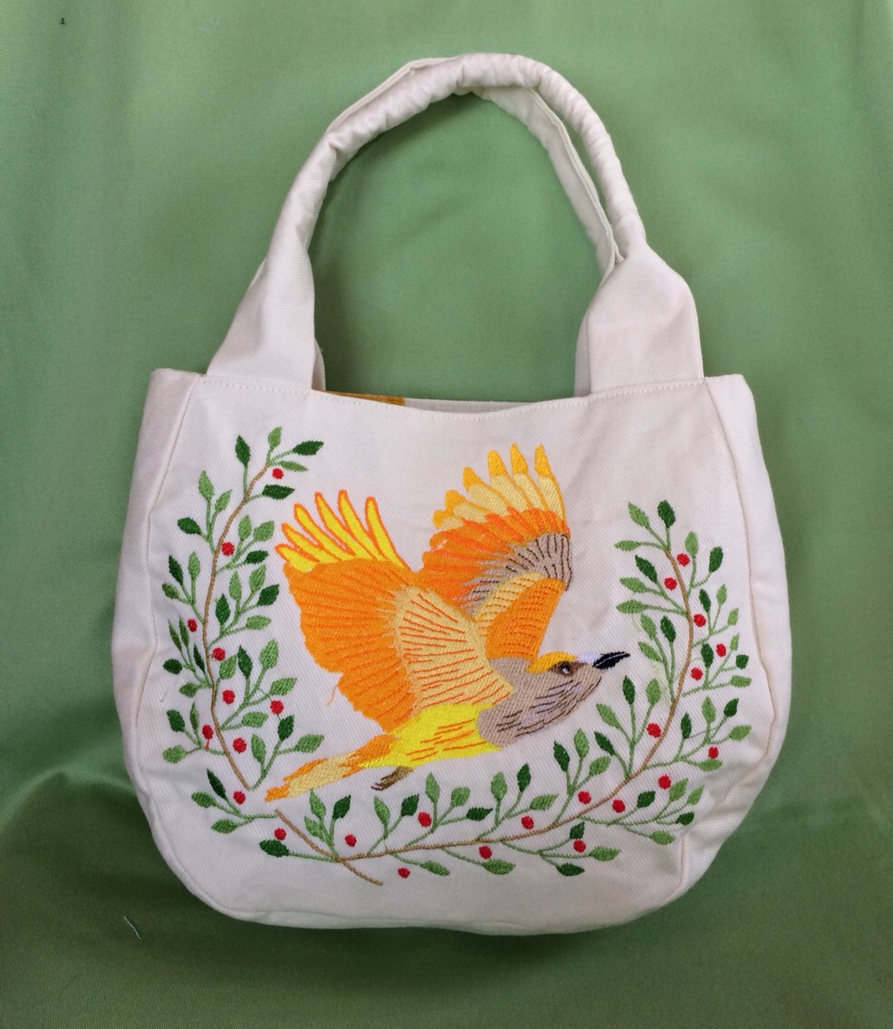 和装用トートバッグ 鳥と花の刺繍　着物バッグ　128 和装用トートバッグ 鳥と花の刺繍 着物バッグ 128 - メルカリ